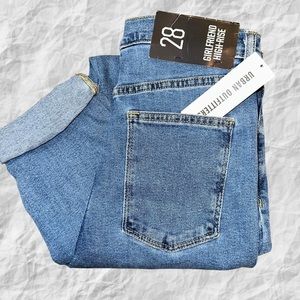 BDG Girlfriend High‎ Rise size 28X32 NWT